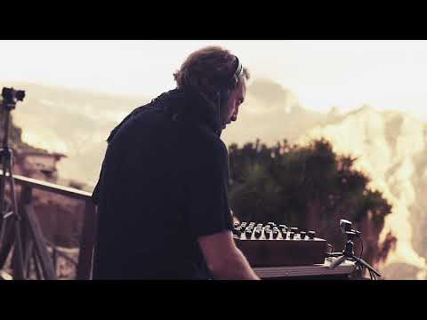 Rosaluna Presents High Note Radio with Alex Medina Live from Canary Islands, Spain