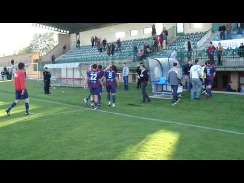Partido S.D.G. Segoviana 2 - At. Bembibre 0 . 36ª Jornada . la Albuera 1/5/2011 (5)