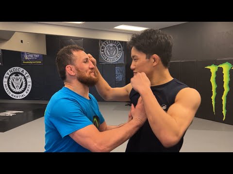UFCバンタム級6位のメラブとスパーリング