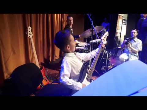 AMAZING YOUNG BASS PLAYER - The Chicken