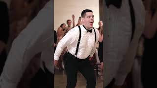 Download lagu One of the most EPIC first dances we’ve ever seen!! #shorts #firstdance #wedding #dirtydancing mp3