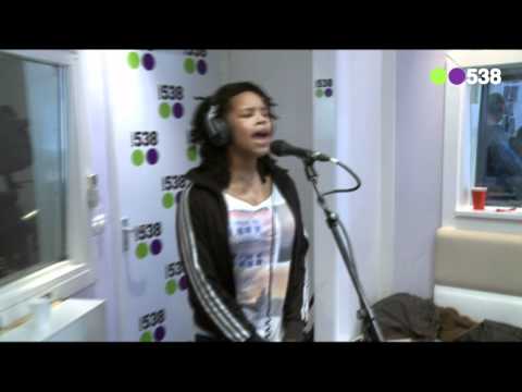 Radio 538: Shary-An - Try my love again (live bij Evers Staat Op)