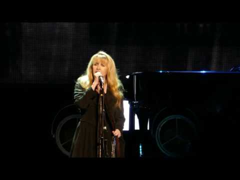 Stevie Nicks - Gypsy - New York City 12-01-2016