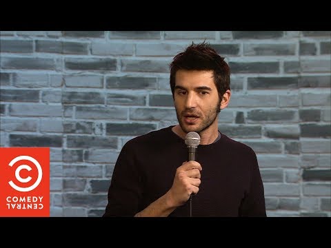 Stand Up Comedy: Come conquistare una ragazza - Edoardo Confuorto - Comedy Central