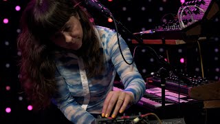 Jessy Lanza - Anyone Around &amp; Lick In Heaven (Live on KEXP)