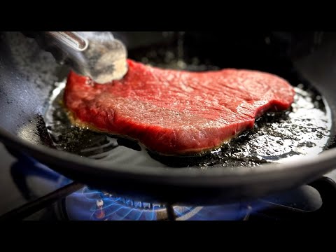 牛もも肉のステーキ 即席グレイビーソース