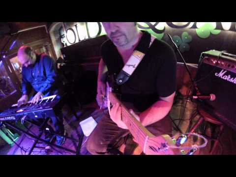 Sergio Calafiura RockTrio con  Mauro Mulas - Daniele Sanna. Old square