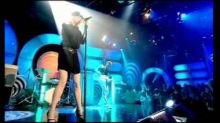 Goldfrapp - Fly Me Away Hq (live @ Top of the Pops Apr. 24, 2006)
