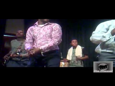 olibass accompagne moise matuta