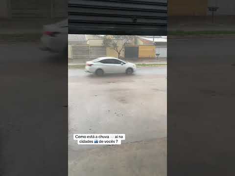 Aqui em Senador Canedo está e forte a chuva 🌧️ #chuva#viral#goiania#canedo
