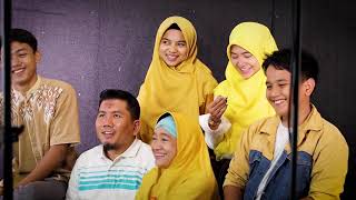 Download lagu Akhmad Suyanto di mata keluarga.  Siapkan tissue ya! mp3