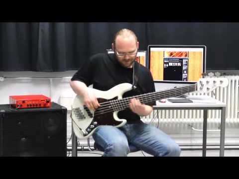 Jazz Bass with Novax Fanned Fret System.mp4