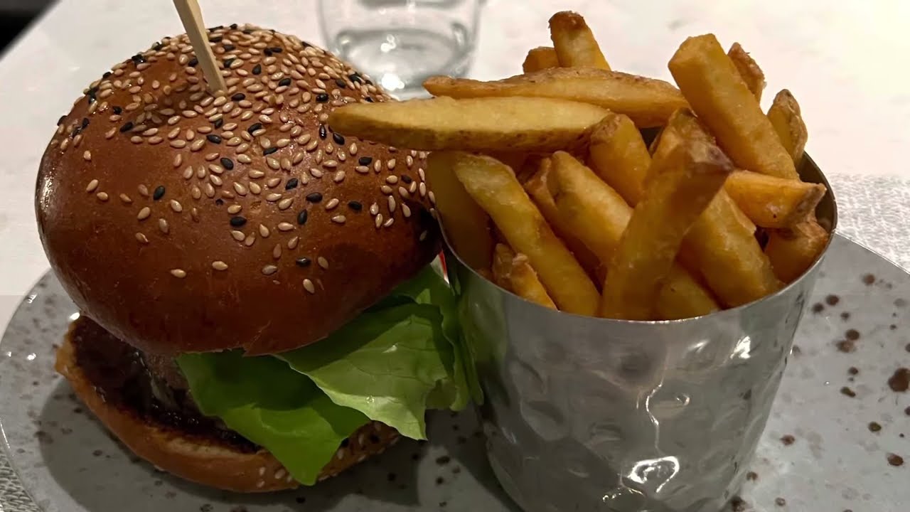 Air Canada Signature Suite