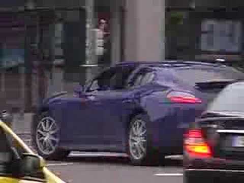 Spy footage of the 2009 Porsche Panamera - by Autocar.co.uk