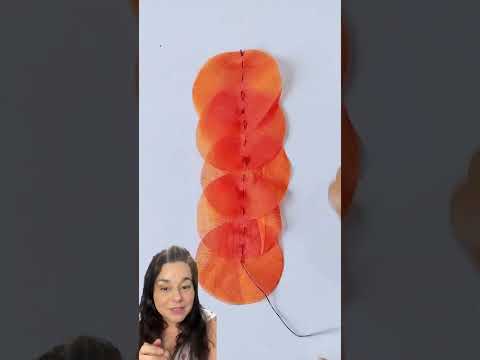 Beautiful and very easy-to-make organza flowers! #sewing #fabricflowers