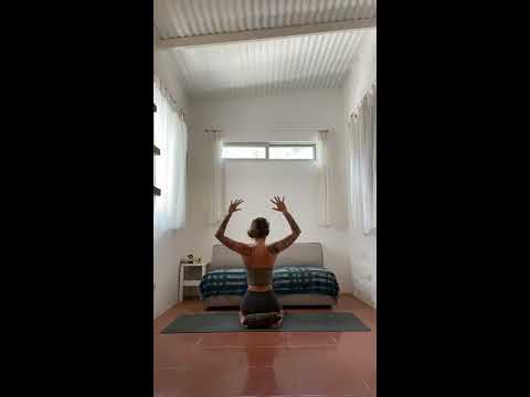 Shoulder Stretch Yoga – For The Music Industry