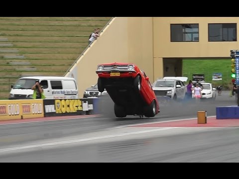 WHEELSTANDS AT APSA PRO STREET SHOOTOUT SYDNEY DRAGWAY 21.11.2015