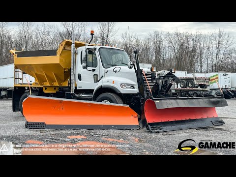 FREIGHTLINER M2106V 2011