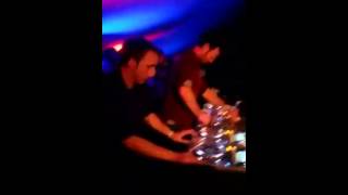 Sheridan playing Far Out Radio Systems at Extrema, BE