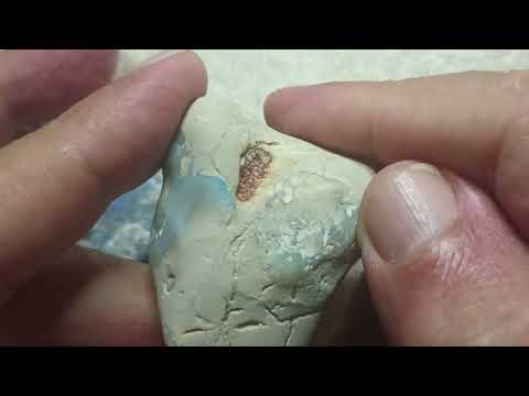 Opening my first purchase of Australian Opals. 680cts 10 Opals.