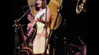 Squirrel Nut Zippers - Meant to Be