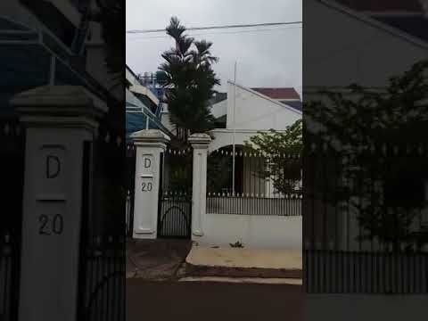 Rumah tua lokasi bagus sangat strategis dan nyaman