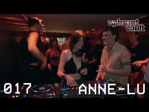 017 | Anne-Lu | Vybrant Vault