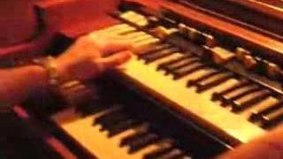Hammond B3 organ, Lars Olav Berg