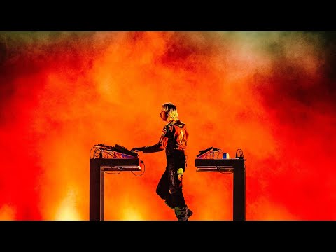 Flume - Opening Entrance into The Difference (feat. Toro y Moi) live at ACL 2022