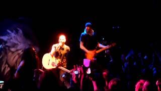 STEVE HARRIS &amp; BRITISH LION - Eyes of the young.  Paris. 24/03/2013