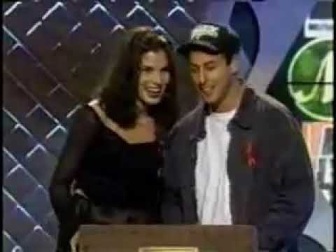 At The 1994 MTV VMAs, Sandra Bullock Mistakenly Asked Adam Sandler How He Liked Kissing Keanu Reeves