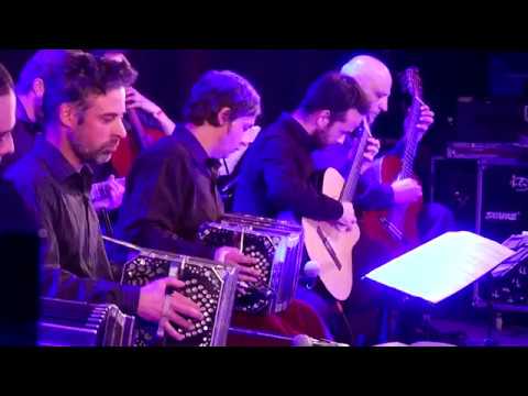 Al maestro con nostalgia / Orquesta Escuela Municipal de Tango La Falda