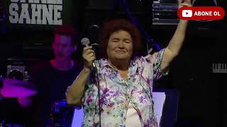 Selda Bağcan - Sarı Saçlım Mavi Gözlüm (Boom Pam) [Canlı Sahne  Red Bull] 2017