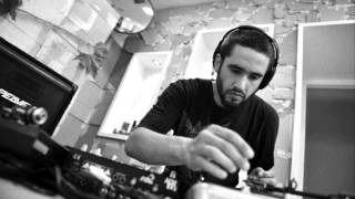DJ Sims - Horas