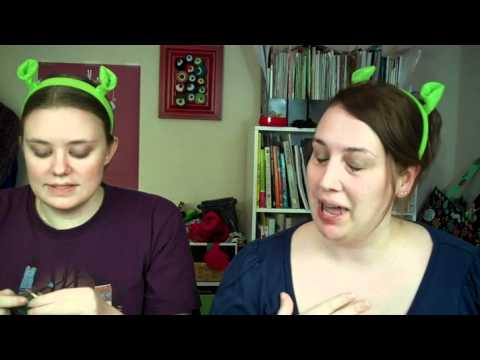 TheKnitGirllls Ep43 - Where We Wear Shrek Ears