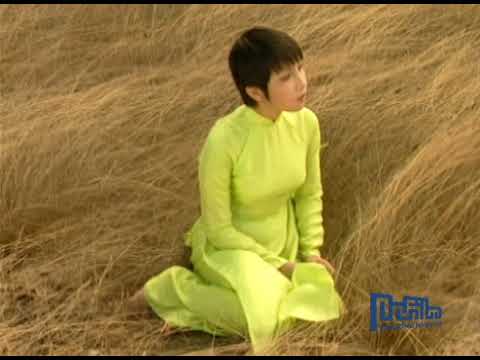 Thể hiện bởi Mỹ Linh