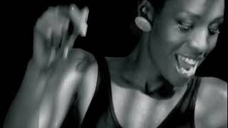 Download lagu DJ Zero Pro UG - Uganda's 2000s Dance Video MiXtape #Vol. 1 Ft. Bobi Wine, Grace Nakimera, GNL, etc mp3