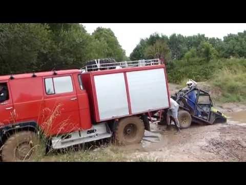 Magirus Deutz 130D7 Ex Feuerwehr Offroad , Dickschifftreffen 2016 Mammutpark  Bergung eines Suzuki