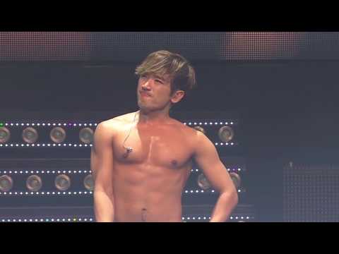 "ENG SUB" Lee Minwoo Christmas live 2015 - ON THE RECORD OFF THE RECORD - Minwoo is crying