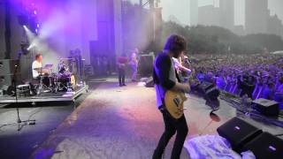 Cage the Elephant - Shake Me Down (Live @ Lollapalooza 2011)