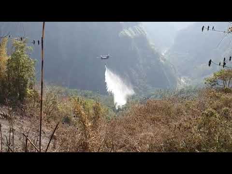 航特部CH-47直升機空中灌灑