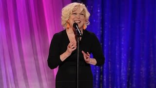 Bette Midler Performs &#39;Be My Baby&#39;