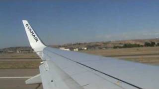 preview picture of video 'TakeOff Ryanair Madrid Barajas - Despegue Ryanair de Madrid Barajas'