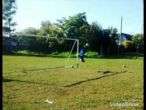 Arquero de 4ta división de Central Ballester