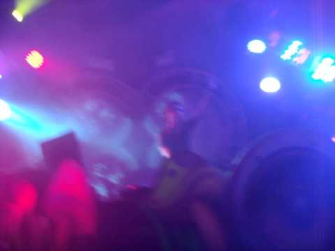 Arty @ Love Groove playing Zara