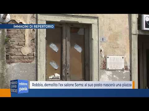 Robbio, demolito l'ex salone Soms: al suo posto nascerà una piazza