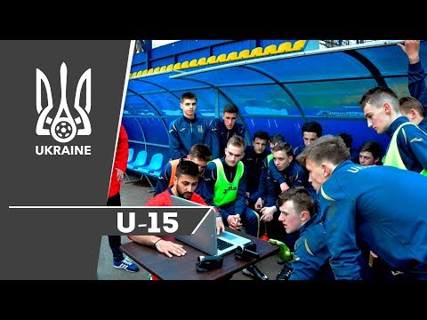 Заняття тренерів іспанської академії Марсет з гравцями юнацької збірної (U-15)