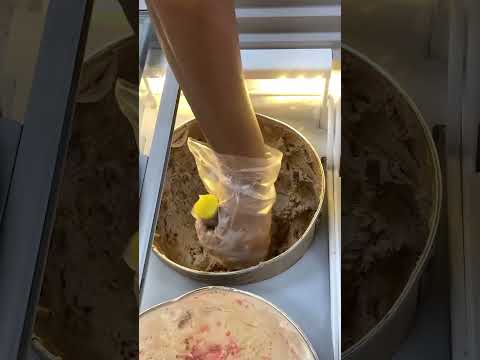 Here's How To Make Perfect Ice Cream Balls Every Time!