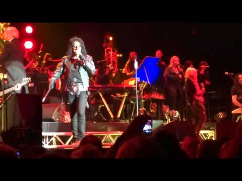 Alice Cooper Live in Berlin - Rock meets Classic - House of Fire