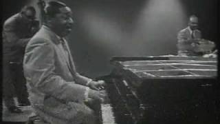 Erroll Garner in London "Jeannine ( I dream of lilac time )"